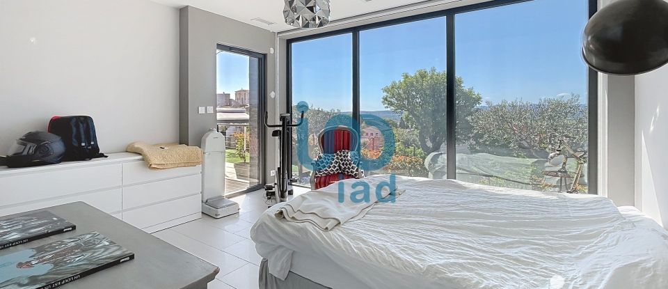 Maison d’architecte 5 pièces de 149 m² à Corneilhan (34490)