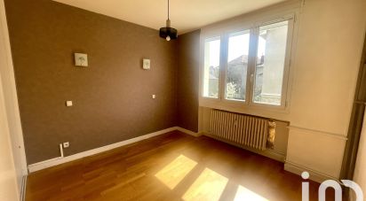Apartment 3 rooms of 77 m² in Saint-Étienne (42000)