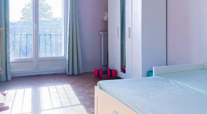 Apartment 3 rooms of 99 m² in Enghien-les-Bains (95880)