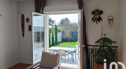 House 7 rooms of 166 m² in Chatou (78400)