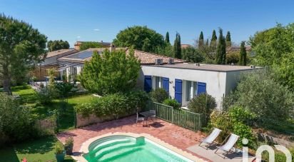 Maison 7 pièces de 175 m² à Estézargues (30390)