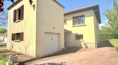 Village house 5 rooms of 139 m² in Prigonrieux (24130)