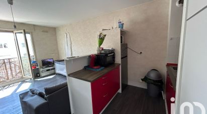 Apartment 2 rooms of 35 m² in Morangis (91420)