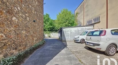Building in Saint-Cloud (92210) of 175 m²