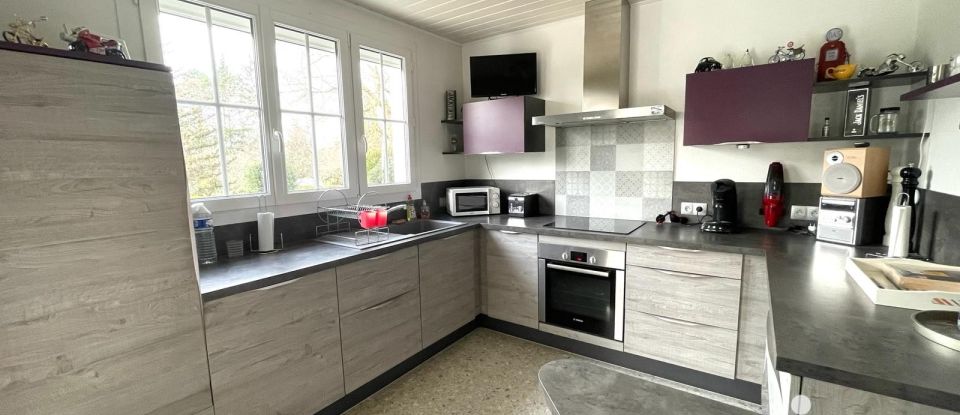 Maison 7 pièces de 165 m² à Rosoy (89100)