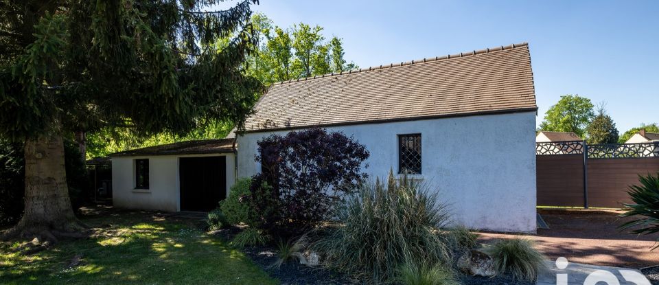 Demeure 8 pièces de 192 m² à Chambly (60230)