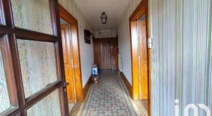 Ferme 7 pièces de 142 m² à Mont-Saint-Jean (02360)
