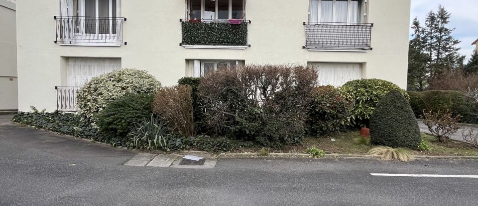 Studio 1 pièce de 32 m² à Bois-Colombes (92270)
