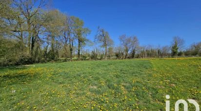 Land of 1,358 m² in Châteauneuf-du-Faou (29520)