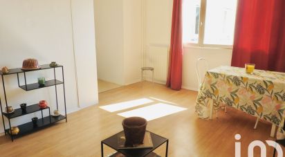 Appartement 1 pièce de 25 m² à Creil (60100)