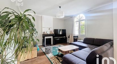 Demeure 7 pièces de 159 m² à Tours (37000)
