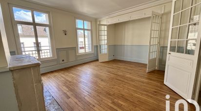 Appartement 4 pièces de 122 m² à Compiègne (60200)