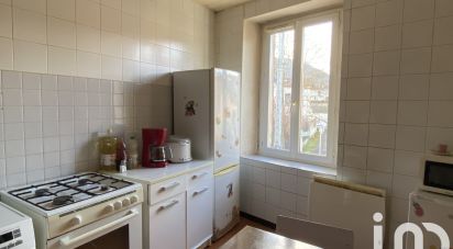 Building in Lavelanet (09300) of 190 m²