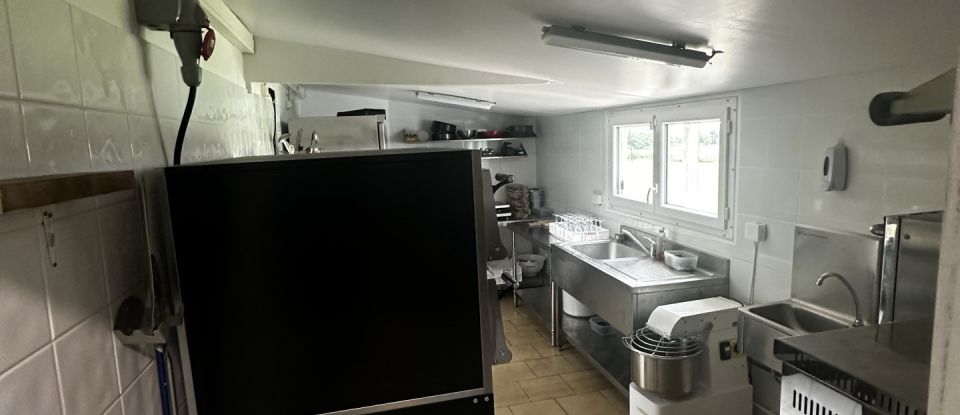 Maison traditionnelle 5 pièces de 193 m² à Orignolles (17210)