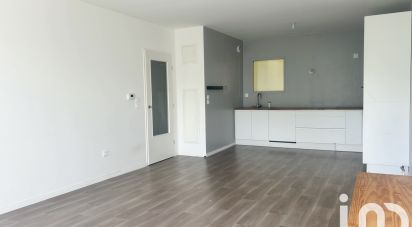 Appartement 3 pièces de 67 m² à Lille (59800)