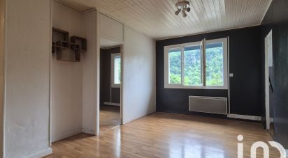 Apartment 3 rooms of 52 m² in Vizille (38220)