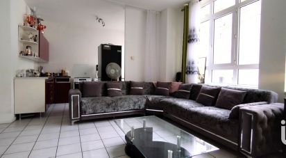 Apartment 3 rooms of 70 m² in Saint-Étienne (42100)
