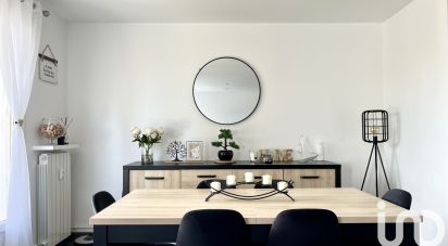 Apartment 3 rooms of 66 m² in Hyères (83400)