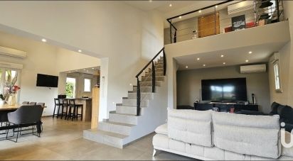 House 5 rooms of 173 m² in Sainte-Maxime (83120)