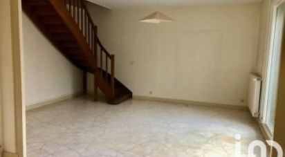 Apartment 2 rooms of 70 m² in Rochefort (17300)