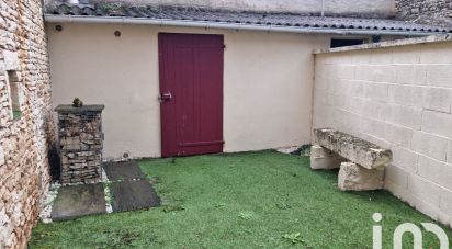 Maison 5 pièces de 152 m² à Blanzay (86400)