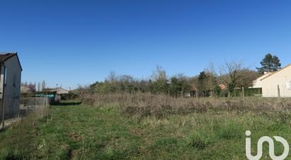 Terrain de 1 150 m² à Bonnes (86300)
