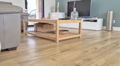 Pavilion 7 rooms of 152 m² in Brillon (59178)