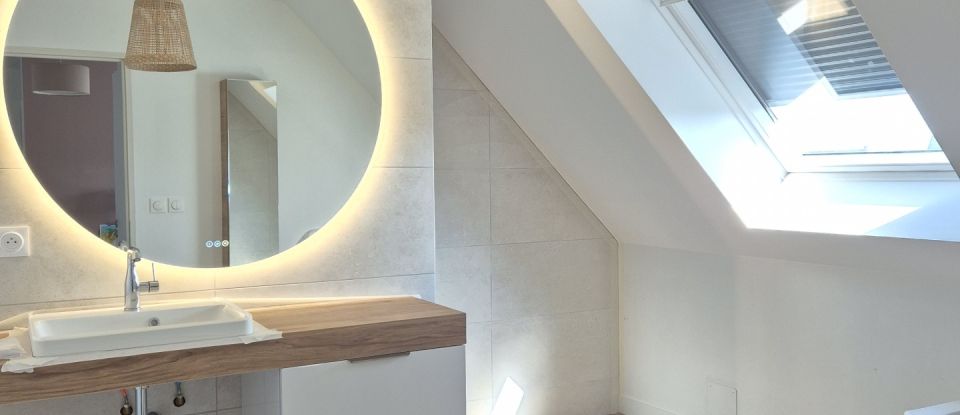 Pavilion 7 rooms of 152 m² in Brillon (59178)