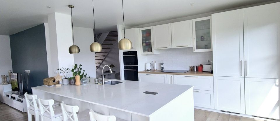 Pavilion 7 rooms of 152 m² in Brillon (59178)