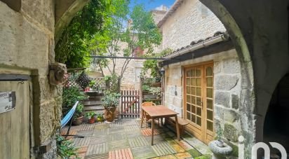 Village house 6 rooms of 145 m² in Caveirac (30820)