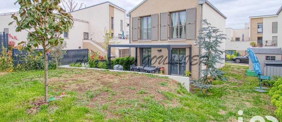 House 4 rooms of 82 m² in Andrésy (78570)