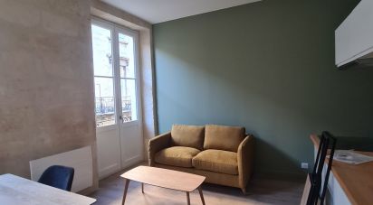 Appartement 2 pièces de 32 m² à Bordeaux (33000)