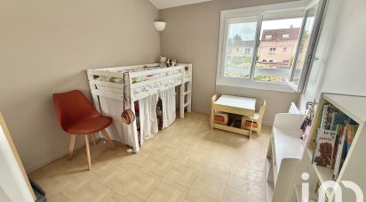 House 4 rooms of 73 m² in Montigny-le-Bretonneux (78180)