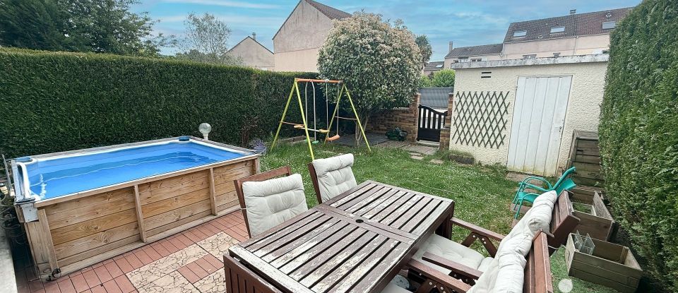 House 4 rooms of 73 m² in Montigny-le-Bretonneux (78180)