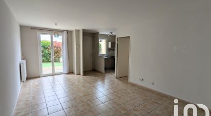 Apartment 2 rooms of 49 m² in Saint-Genest-Lerpt (42530)