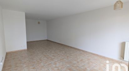 Apartment 2 rooms of 49 m² in Saint-Genest-Lerpt (42530)