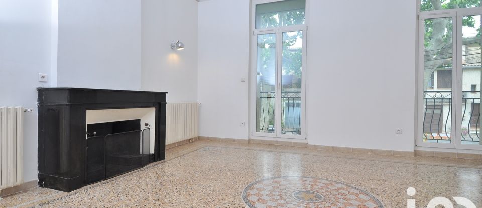 Maison de village 5 pièces de 176 m² à Clarensac (30870)