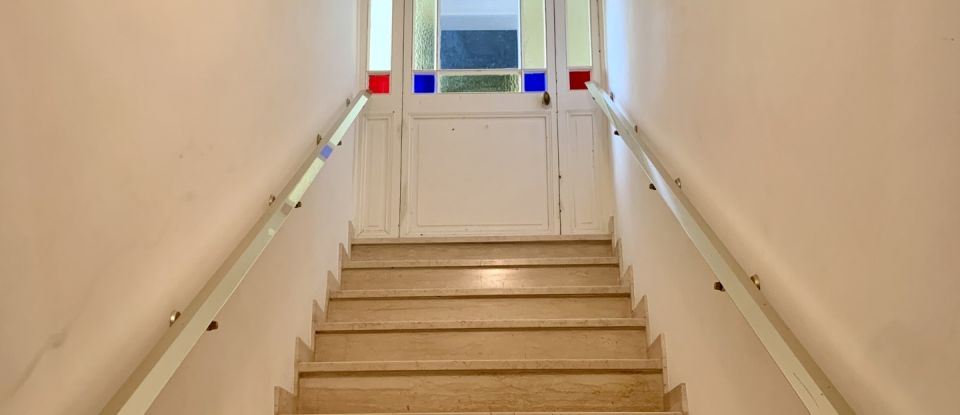 Maison de village 5 pièces de 176 m² à Clarensac (30870)