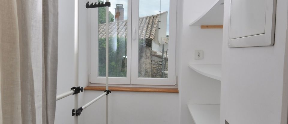Maison de village 5 pièces de 176 m² à Clarensac (30870)