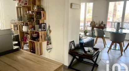 Apartment 3 rooms of 64 m² in Hyères (83400)