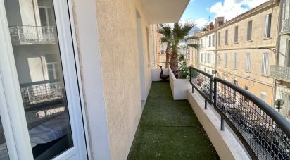 Apartment 3 rooms of 64 m² in Hyères (83400)