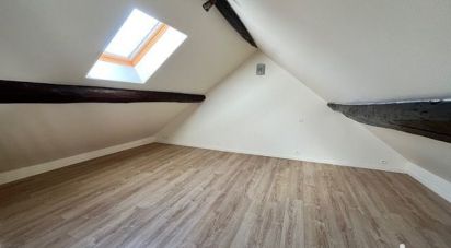 Maison 2 pièces de 32 m² à Nanteuil-sur-Marne (77730)