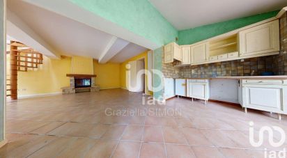Maison 7 pièces de 164 m² à Savenès (82600)