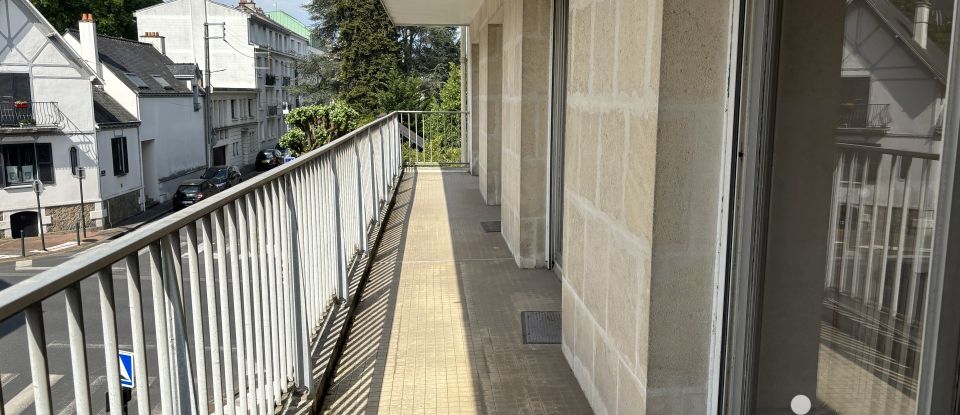 Apartment 4 rooms of 106 m² in Nantes (44100)