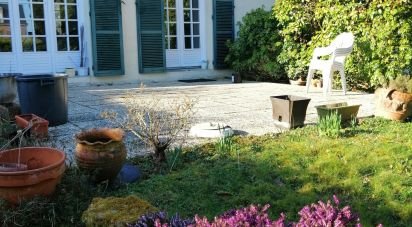 Traditional house 7 rooms of 190 m² in Crépy-en-Valois (60800)