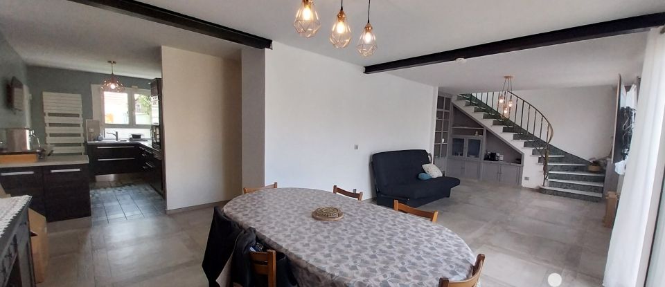 Maison 7 pièces de 120 m² à Chelles (77500)