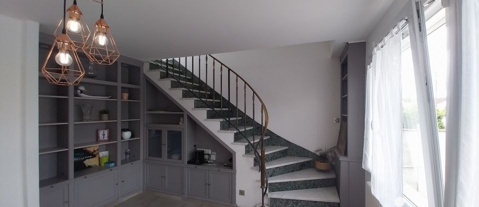 Maison 7 pièces de 120 m² à Chelles (77500)