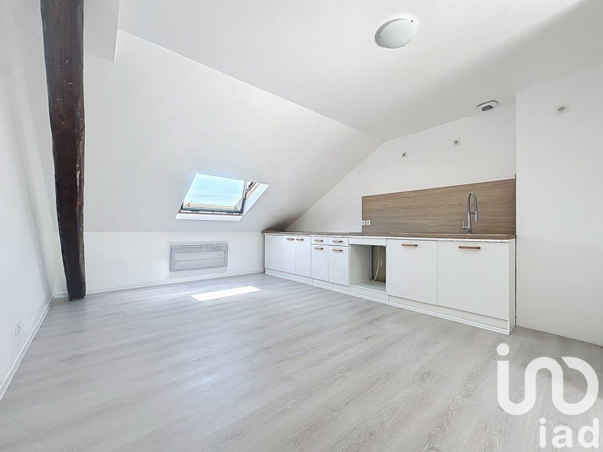 Appartement 3 pièces de 72 m² à Forbach (57600)