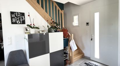 House 5 rooms of 126 m² in Margny-lès-Compiègne (60280)