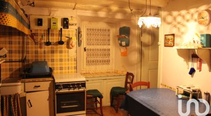 House 8 rooms of 99 m² in Châteauneuf-de-Randon (48170)